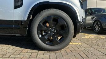 Land Rover Defender 3.0 D250 X-Dynamic HSE 90 3dr Auto