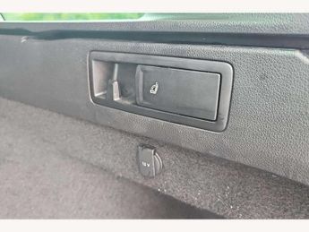 Volkswagen Passat Estate 2.0 TDI SE Business 5dr DSG