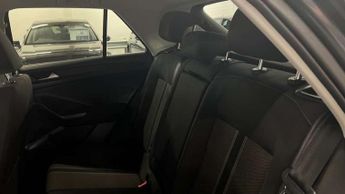 Volkswagen T-Roc 1.5 TSI EVO Design 5dr DSG