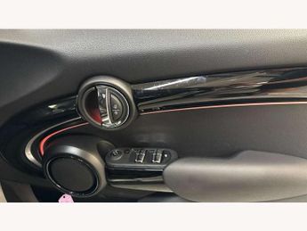MINI Hatchback 5dr 2.0 Cooper S Classic 5dr Auto
