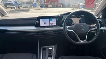 Volkswagen Golf 2.0 TDI Life 5dr DSG