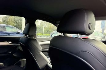 Audi Q5 40 TDI Quattro S Line 5dr S Tronic