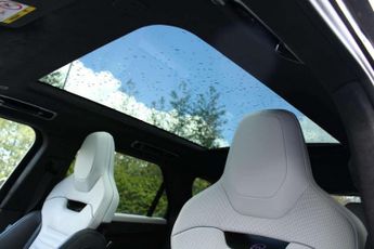 Land Rover Range Rover Sport 4.4 P635 V8 SV Edition One 5dr Auto [Gloss]