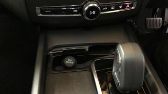 Volvo XC60 2.0 B5P Core 5dr AWD Geartronic