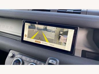 Land Rover Defender 3.0 D250 X-Dynamic SE 110 5dr Auto