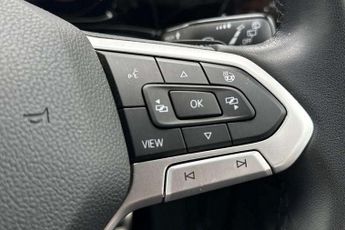 Volkswagen Golf 1.0 eTSI Active 5dr DSG