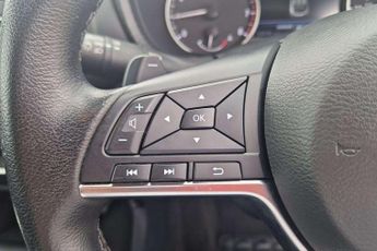 Nissan Juke 1.0 DiG-T 114 N-Connecta 5dr DCT