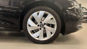 Volkswagen Golf 1.5 eTSI 150 Style 5dr DSG