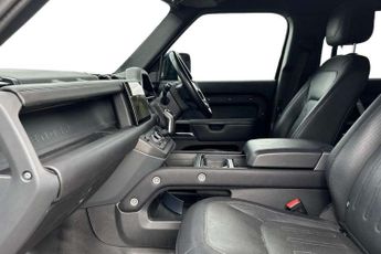 Land Rover Defender 3.0 D250 X-Dynamic HSE 110 5dr Auto