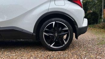 Toyota C-HR 1.8 Hybrid GR Sport 5dr CVT