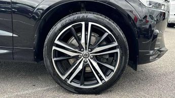 Volvo XC60 2.0 B4D R DESIGN Pro 5dr AWD Geartronic