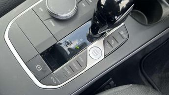 BMW 1 Series 118i [136] SE 5dr Step Auto [Live Cockpit Pro]