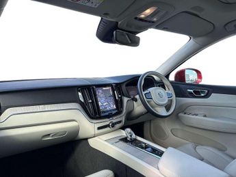 Volvo XC60 2.0 T8 Recharge PHEV Inscription Pro 5dr AWD Auto