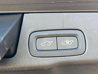 Volvo XC60 2.0 T8 Recharge PHEV Inscription Pro 5dr AWD Auto