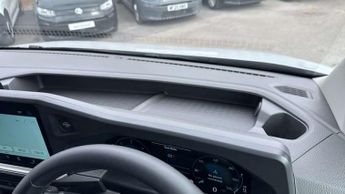 Volkswagen Transporter 2.0 TDI 150 Commerce Plus Van Auto