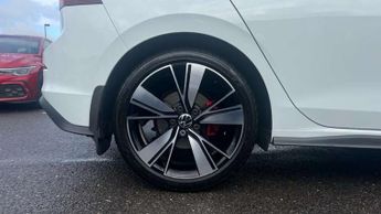 Volkswagen Golf 2.0 TDI 200 GTD 5dr DSG