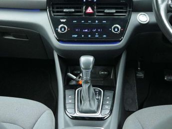 Hyundai IONIQ 1.6 GDi Hybrid Premium 5dr DCT