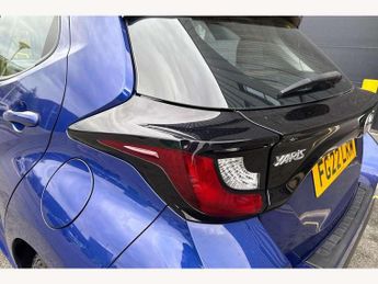 Toyota Yaris 1.5 Hybrid Icon 5dr CVT