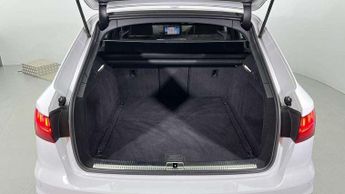 Audi A4 Avant 35 TDI S Line 5dr S Tronic