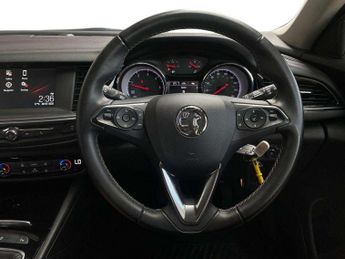 Vauxhall Insignia 1.5 Turbo D SE Nav 5dr Auto