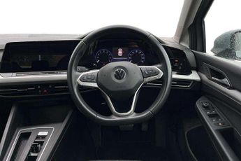 Volkswagen Golf 1.5 eTSI 150 Life 5dr DSG