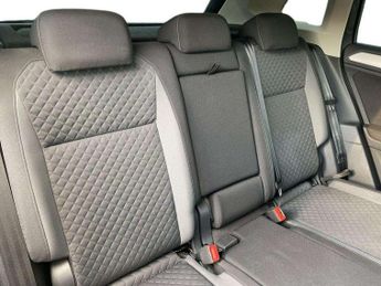 Volkswagen Tiguan 2.0 TDi 150 SE Nav 5dr DSG