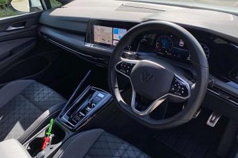 Volkswagen Golf 1.5 eTSI 150 R-Line 5dr DSG