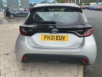 Toyota Yaris 1.5 Hybrid Icon 5dr CVT