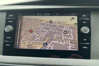 Volkswagen Transporter 2.0 TDI 150 Highline Kombi Van DSG