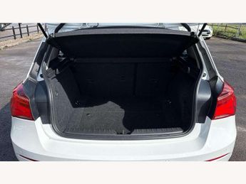 BMW 1 Series 118i [1.5] SE 5dr [Nav/Servotronic] Step Auto