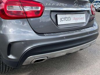 Mercedes-Benz GLA GLA 220d 4Matic AMG Line 5dr Auto