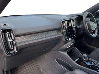 Volvo XC40 Recharge 1.5 T4 Recharge PHEV R DESIGN 5dr Auto
