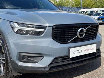 Volvo XC40 Recharge 1.5 T4 Recharge PHEV R DESIGN 5dr Auto