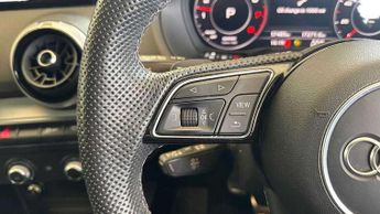 Audi Q2 35 TFSI Black Edition 5dr S Tronic