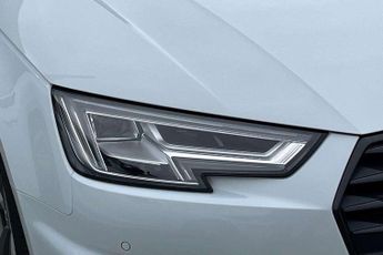 Audi A4 Avant 40 TFSI Black Edition 5dr S Tronic