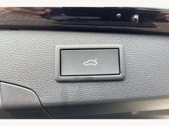 Volkswagen Passat Estate 1.5 TSI eHybrid Life 5dr DSG