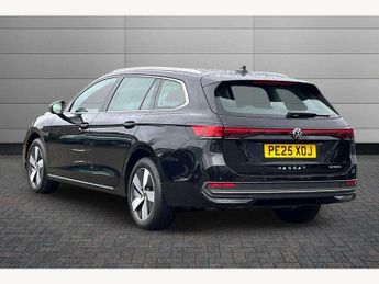 Volkswagen Passat Estate 1.5 TSI eHybrid Life 5dr DSG