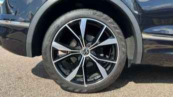 Volkswagen Tiguan 2.0 TDI 200 4Motion R-Line 5dr DSG
