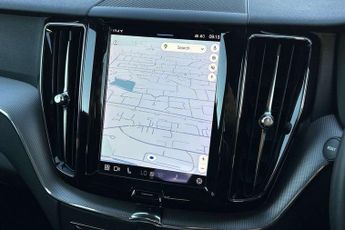 Volvo XC60 2.0 B4D R DESIGN 5dr AWD Geartronic