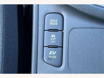 Toyota Yaris 1.5 Hybrid Icon 5dr CVT
