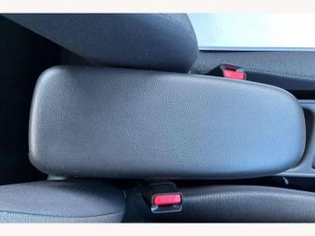 Toyota Yaris 1.5 Hybrid Icon 5dr CVT