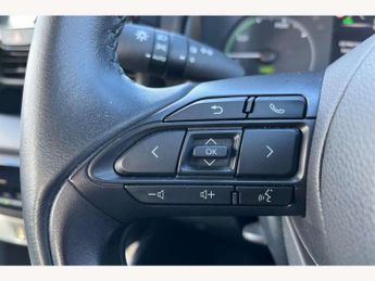 Toyota Yaris 1.5 Hybrid Icon 5dr CVT