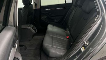 Skoda Superb Estate 2.0 TDI SE L 5dr DSG