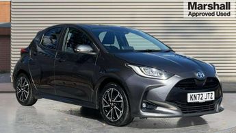 Toyota Yaris 1.5 Hybrid Design 5dr CVT