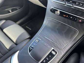 Mercedes-Benz GLC GLC 300d 4Matic AMG Line Premium 5dr 9G-Tronic