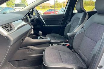 Renault Captur 1.6 E-Tech full hybrid 145 Techno 5dr Auto