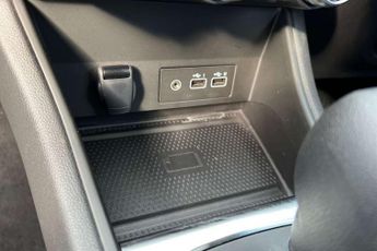 Renault Captur 1.6 E-Tech full hybrid 145 Techno 5dr Auto