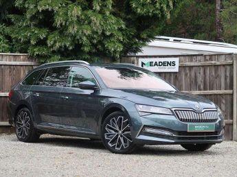 Skoda Superb 1.4 TSI iV Laurin + Klement DSG 5dr