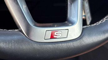 Audi Q3 40 TFSI Quattro S Line 5dr S Tronic