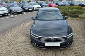 Volkswagen Passat 2.0 TDI SCR 190 R-Line 4dr DSG [Panoramic Roof]